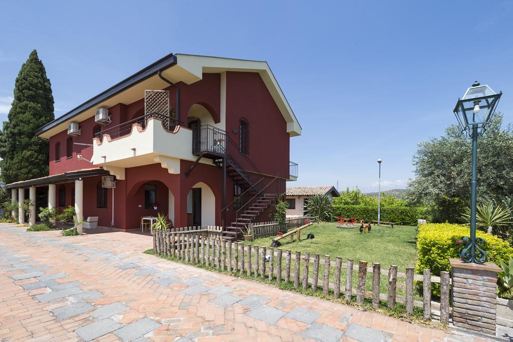 Orange Park - Agriturismo Villa Misterbianco Exterior foto